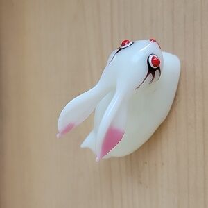 White Milk Glass Bunny Rabbit